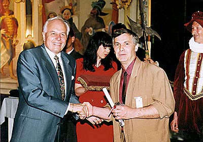 Director of  Sparkasse Műhlviertel West Bank a.s. during presentation of contribution for the Baroque Theatre Foundation of Český Krumlov Castle 