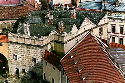 Zámek č. p. 46 - Nová lékárna - pohled z I. nádvoří zámku Český Krumlov 