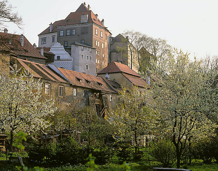 Burg und Schloss Český Krumlov, Obere Burg von der Nordseite, foto:  Libor Sváček