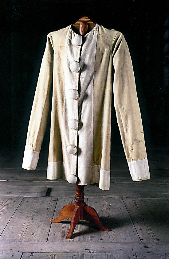 Kostýmy a rekvizity zámeckého divadla v Českém Krumlově, divadelní kostým, kolem roku 1760