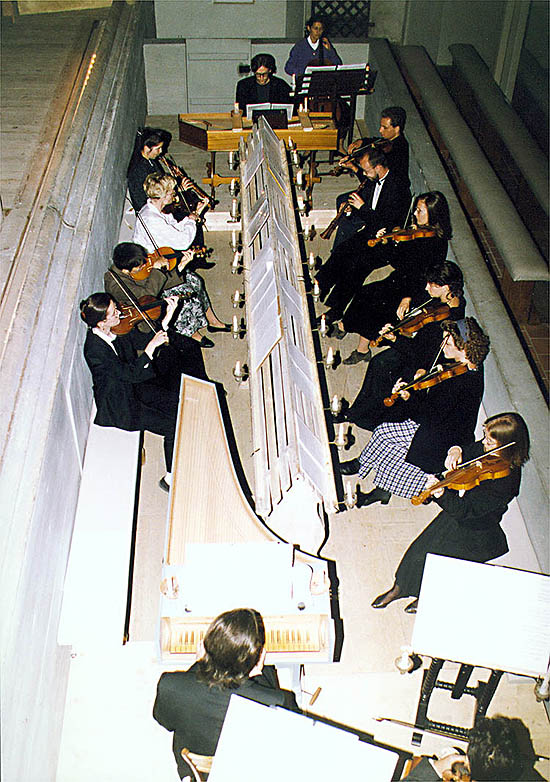Orchestřiště zámeckého divadla v Českém Krumlově, experimentální produkce v orchestřišti