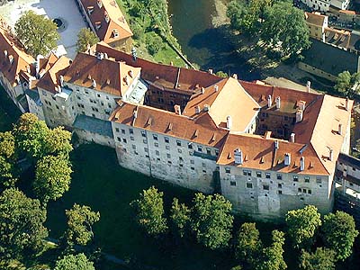 Zámek č.p. 59 - Horní hrad, letecký pohled, foto: Lubor Mrázek 