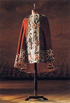 Castle Theatre in Český Krumlov, Cloak - costume fromthe first half of the 18. century, 1999, foto: Věroslav Škrabánek  