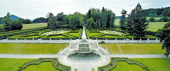 Zámecká zahrada v Českém Krumlově, panoramatický pohled, foto: Lubor Mrázek 