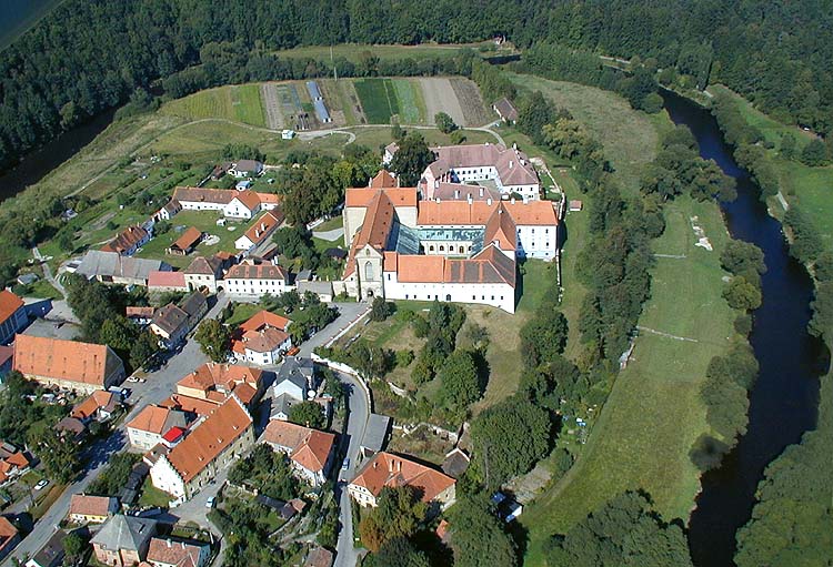 Monastery  Zlata Koruna
